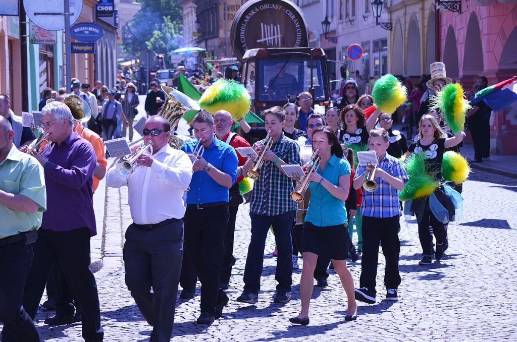 Průvod na Chmelfestu v Žatci (8. 5. 2015). | Foto: M. Brynda Foto: M. Brynda