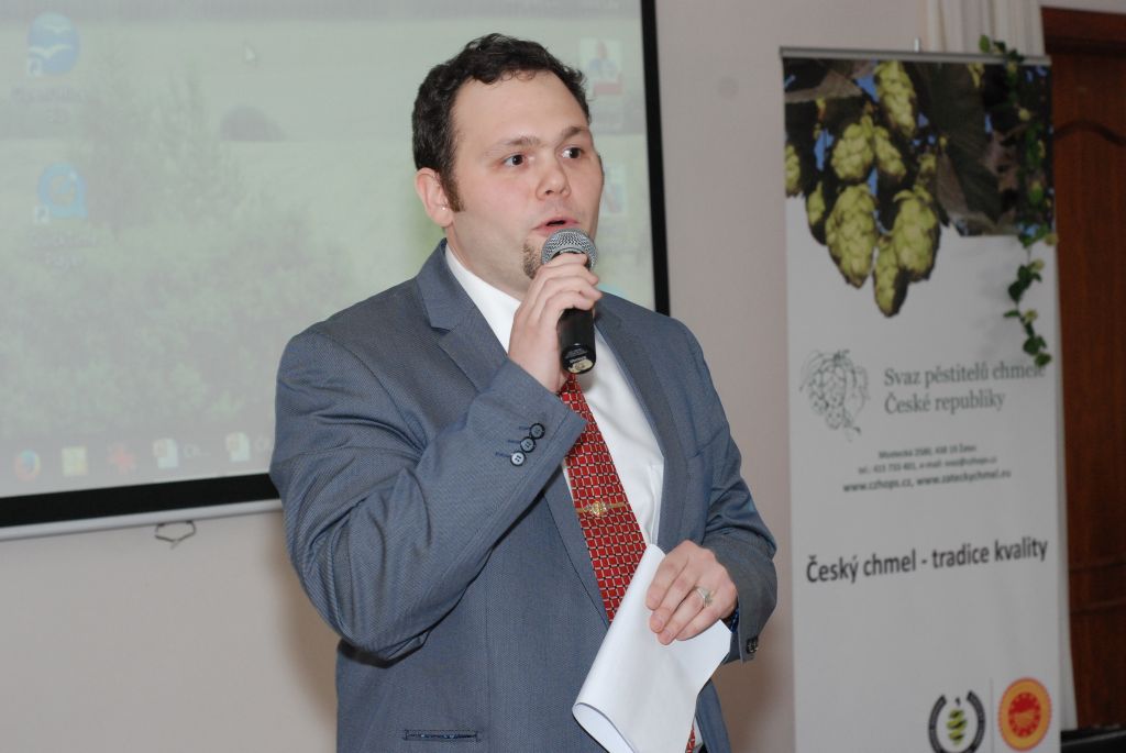 Ing. Michal Kovařík při zahájení odpoledního programu chmelařského kongresu (Senohraby, 27. 1. 2016). | Foto: M. Vokřál (Agriprint s. r. o.) Foto: M. Vokřál (Agriprint s. r. o.)