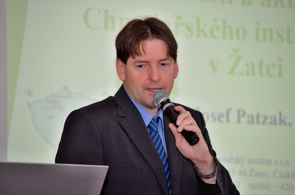 Blok CHI. Jednatel Ing. Josef Patzak, Ph.D. při prezentaci (Senohraby, 2. 2. 2017). | Foto: M. Brynda Foto: M. Brynda