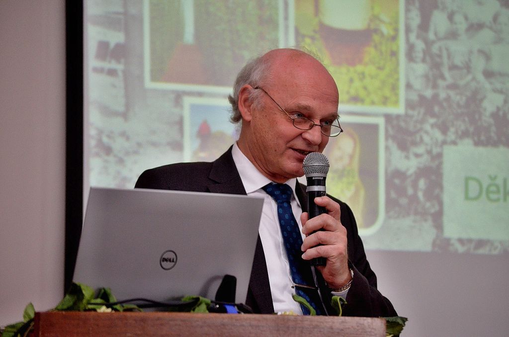 Ing. Pavel Šponer z firmy Bohemia Hop a. s. na chmelařském kongresu v Senohrabech (2. 2. 2017). | Foto: M. Brynda Foto: M. Brynda