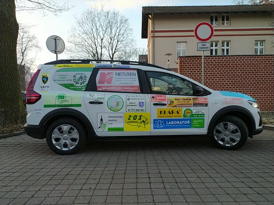 CHI přispěl na nový vůz dětskému domovu v Žatci (12. 1. 2024). | Foto: KOMPAKT spol. s r.o., Poděbrady Foto: KOMPAKT spol. s r.o., Poděbrady