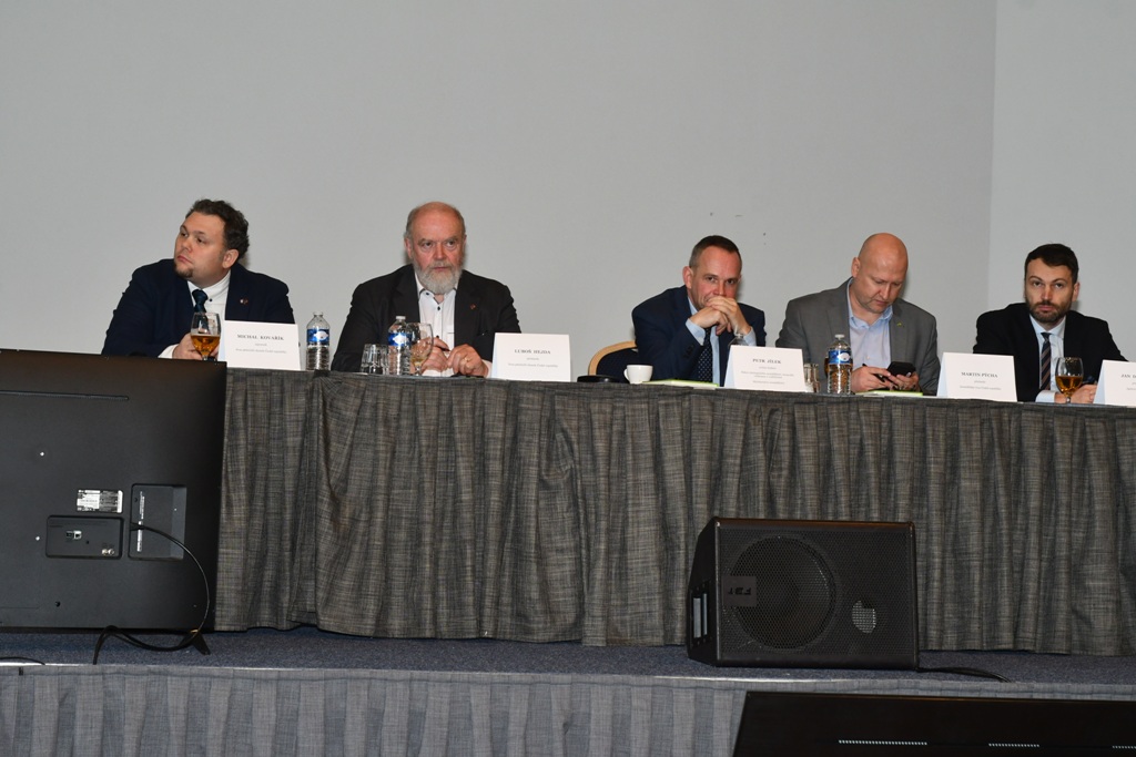 Chmelařský kongres v Praze (24. 1. 2024). | Foto: Ing. Michal Vokřál, CSc. (michal . vokral @ seznam . cz) Foto: Ing. Michal Vokřál, CSc. (michal . vokral @ seznam . cz)