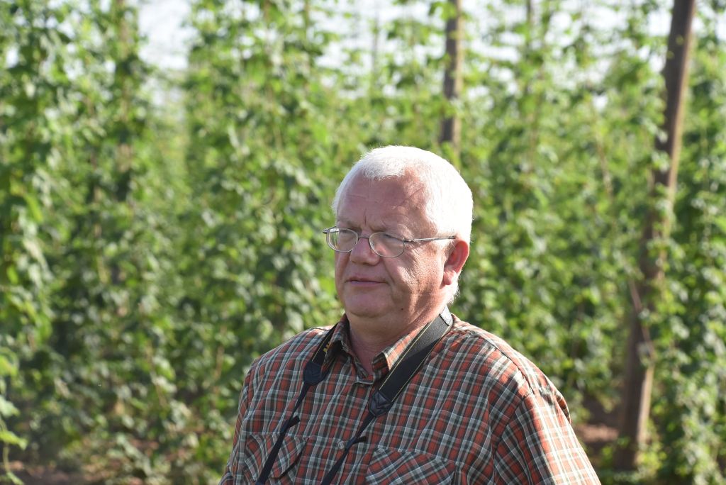 Navazující workshop po řezu ŽPČ a ukázka balíčkové sadby z produkce CHI (Stekník, 26. 6. 2025). | Foto: J. Ježek Foto: J. Ježek